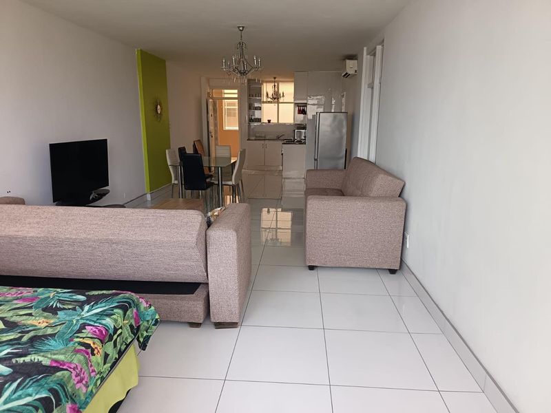 Stylish 1-Bedroom with Room for Up to Six Guests - Photo 5