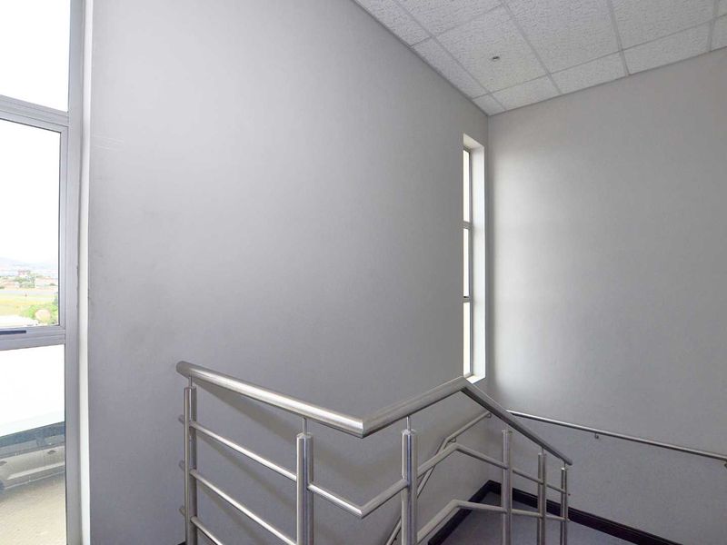 Commercial Office Space available - TO LET in Dal Josafat - Photo 3
