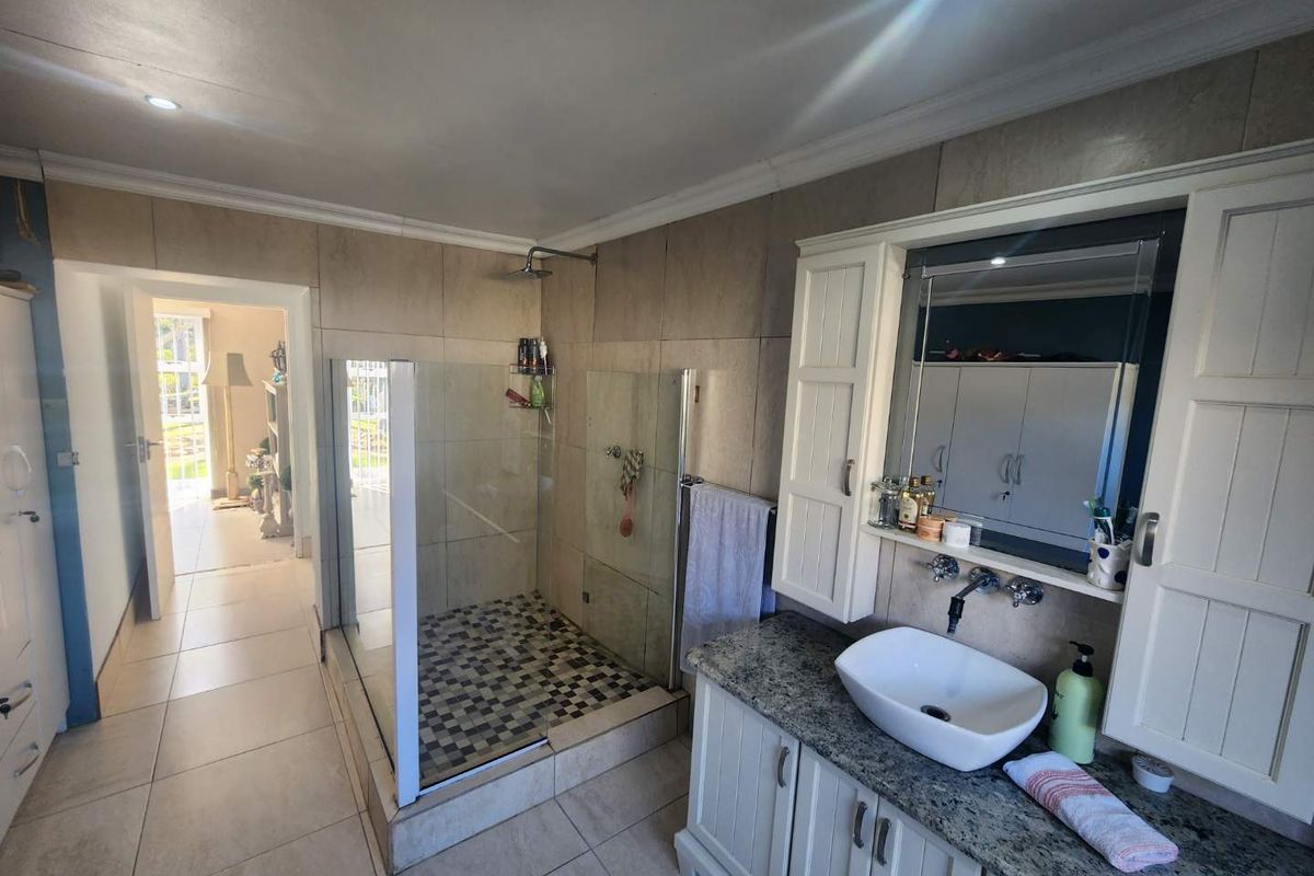 OPPORTUNITY KNOCKS - Photo 3