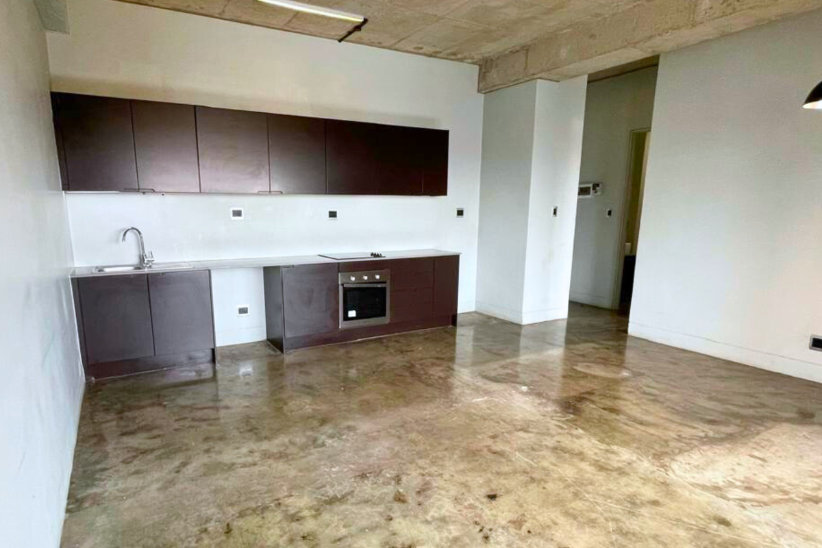 Hallmark House - 1 Bedroom 9th floor unit Available - Photo 2