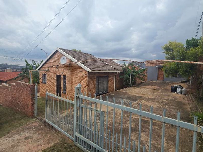 3 bedrooms family home for sale in Philip nel Park - Photo 3