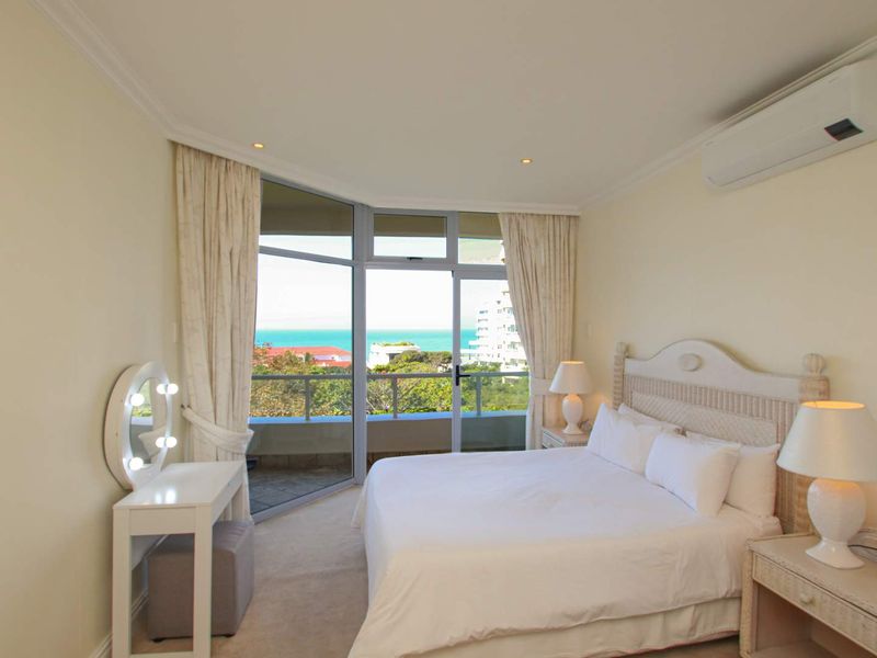 The perfect lock up and go holiday home in sought after Oyster Quays! - Photo 10