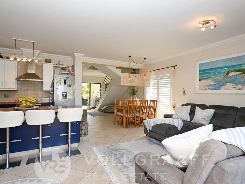 Life is better by the beach - Photo 3