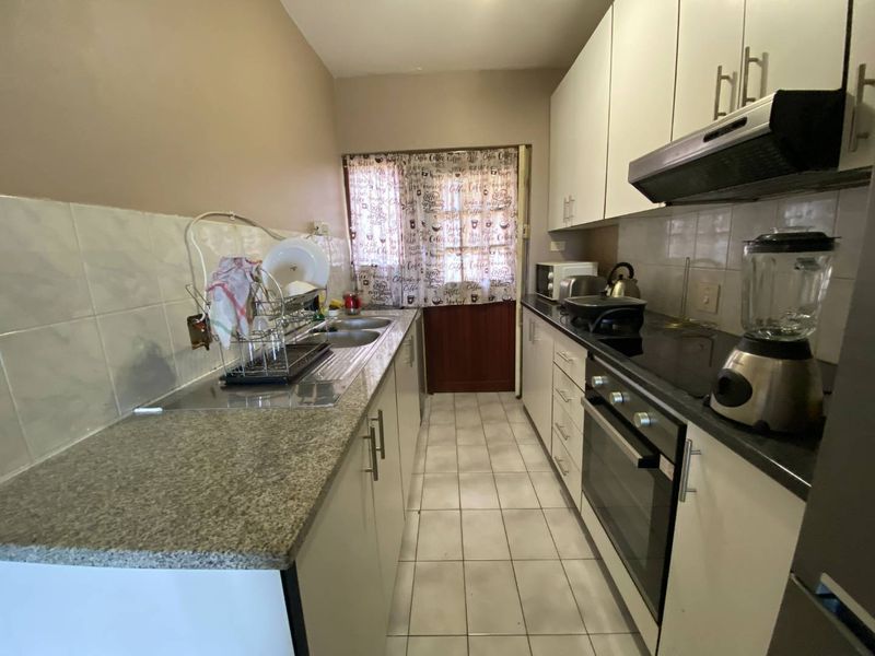 Cozy 1-Bedroom Apartment with Private Garden Awaits You! - Photo 4