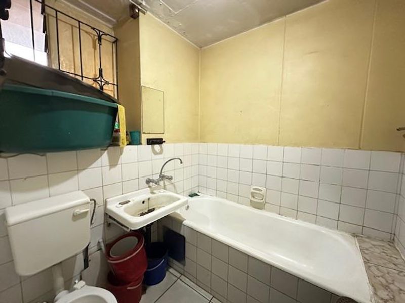 Investor’s Dream in the Heart of Pretoria Central - Photo 6