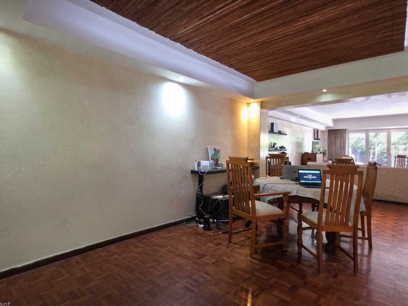 Ground floor 3 Bedroom Apartment with lots of private and communal gardens - Photo 6