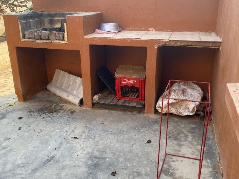 Warehouse with double garage and 2 bedroom house - Photo 10