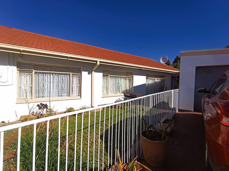Spacious Living Meets Affordability - Photo 2