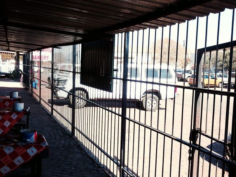 60 YEAR OLD BUSSINESS FOR SALE .LIFE TIME CLIENTS.LOTS OF NEW OPPERTINITIES.STEP IN AND DO BUSSINESS - Photo 8