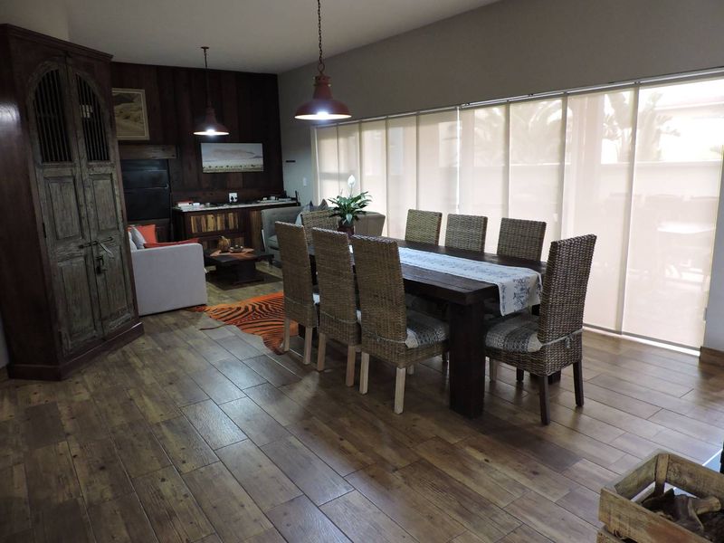 FOR SALE - TRIPLE-STOREY WATERFRONT HOME IN SWAKOPMUND WITH 4 LUXURIOUS EN-SUITE BEDROOM - Photo 3