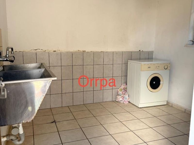 Family Home for Sale -Khomasdal - Photo 9