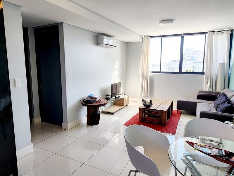 77 On Independence - Photo 2