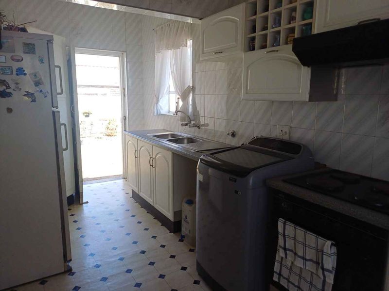 Rosettenville Ext,Charming 3 bedroom house - Photo 7