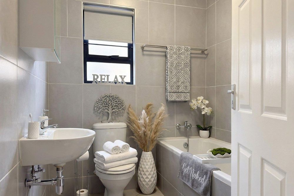 Family bathroom.