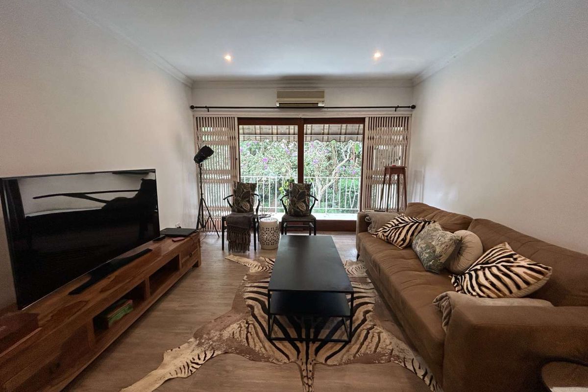 Spacious Classic Kloof Apartment in Maytime Area for Rent - Photo 4