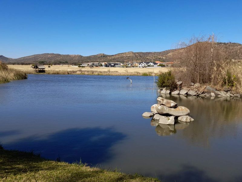 Prime 4,175m2 Stand in Xanadu Estate with Stunning Mountain Views - Photo 3