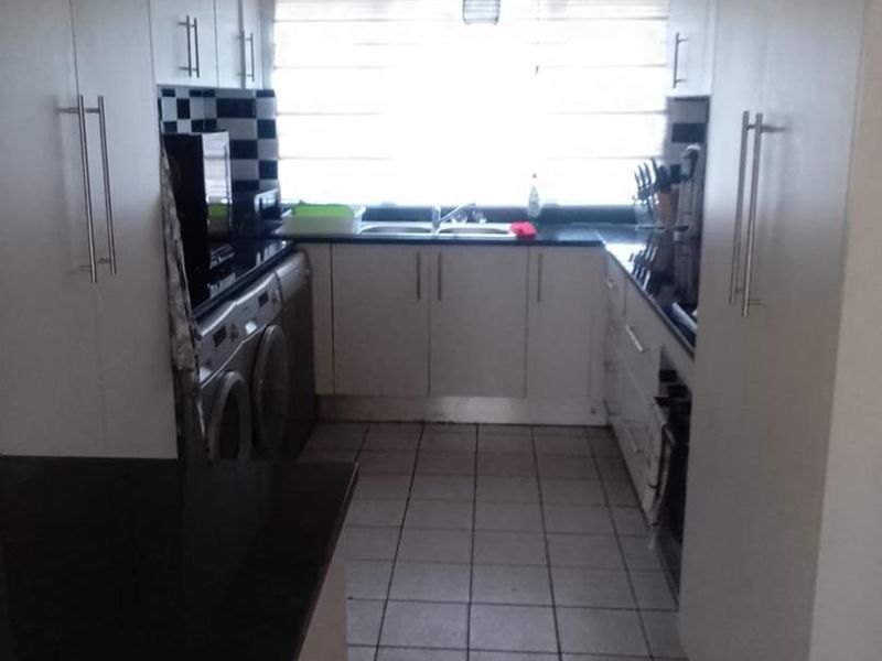 House for Rent in Norkem Park Kempton Park - Photo 10