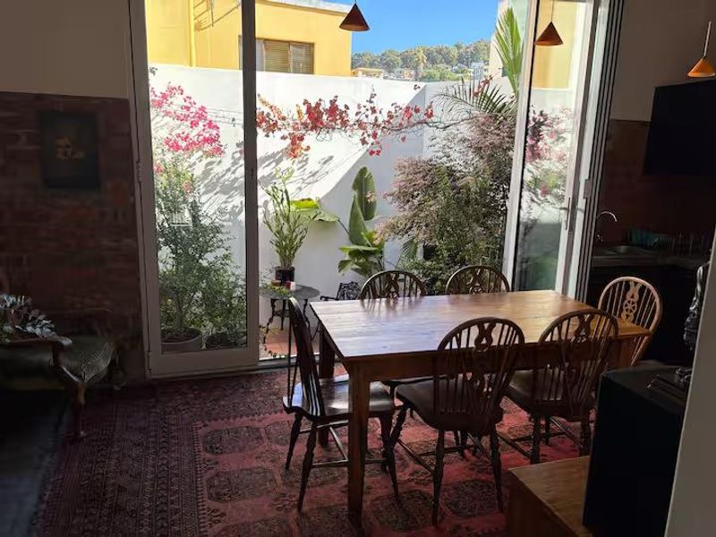 Charming Fully Furnished Cottage in the Heart of Bo-Kaap 6-Month Rental Opportunity - Photo 10