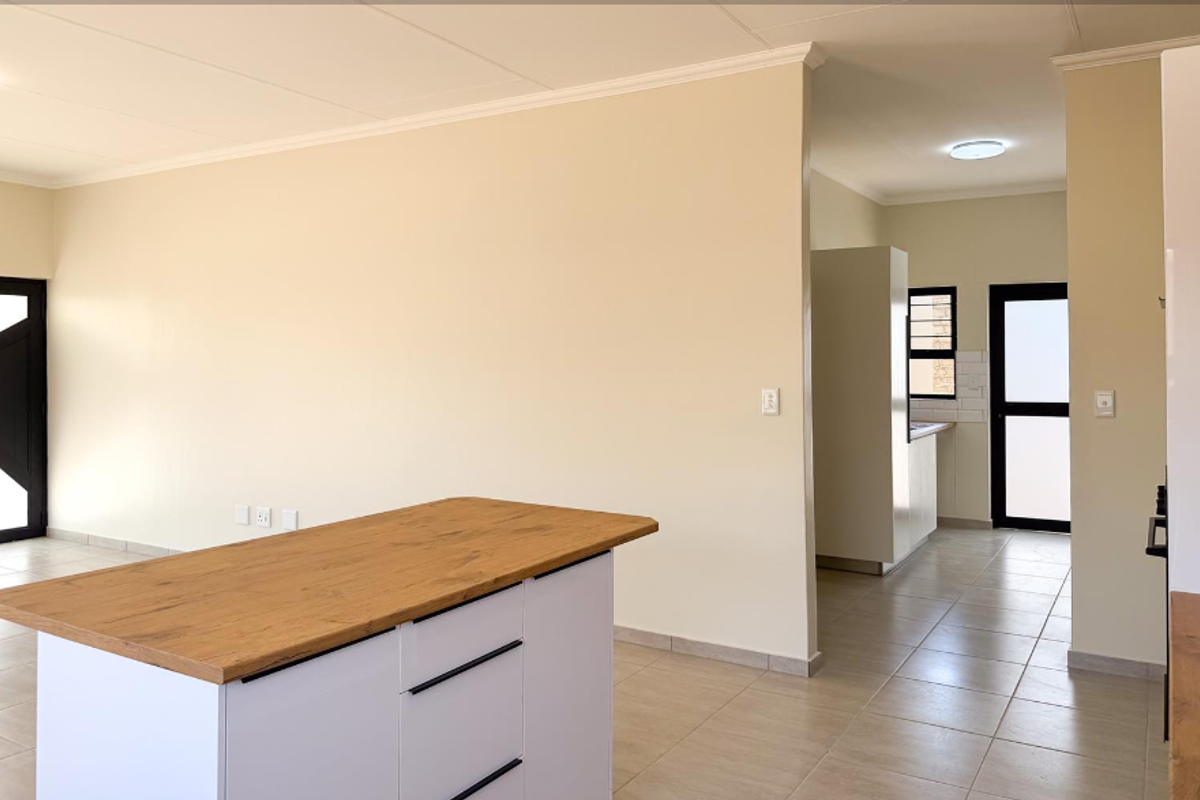 House for Sale in Osona Ext 4 - Photo 5