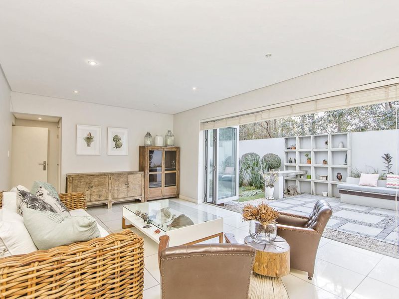 Magnificent 3 Bed Cluster Home - Photo 3