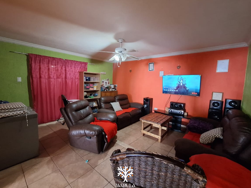 4-BEDROOM HOUSE | KHOMASDAL - Photo 3