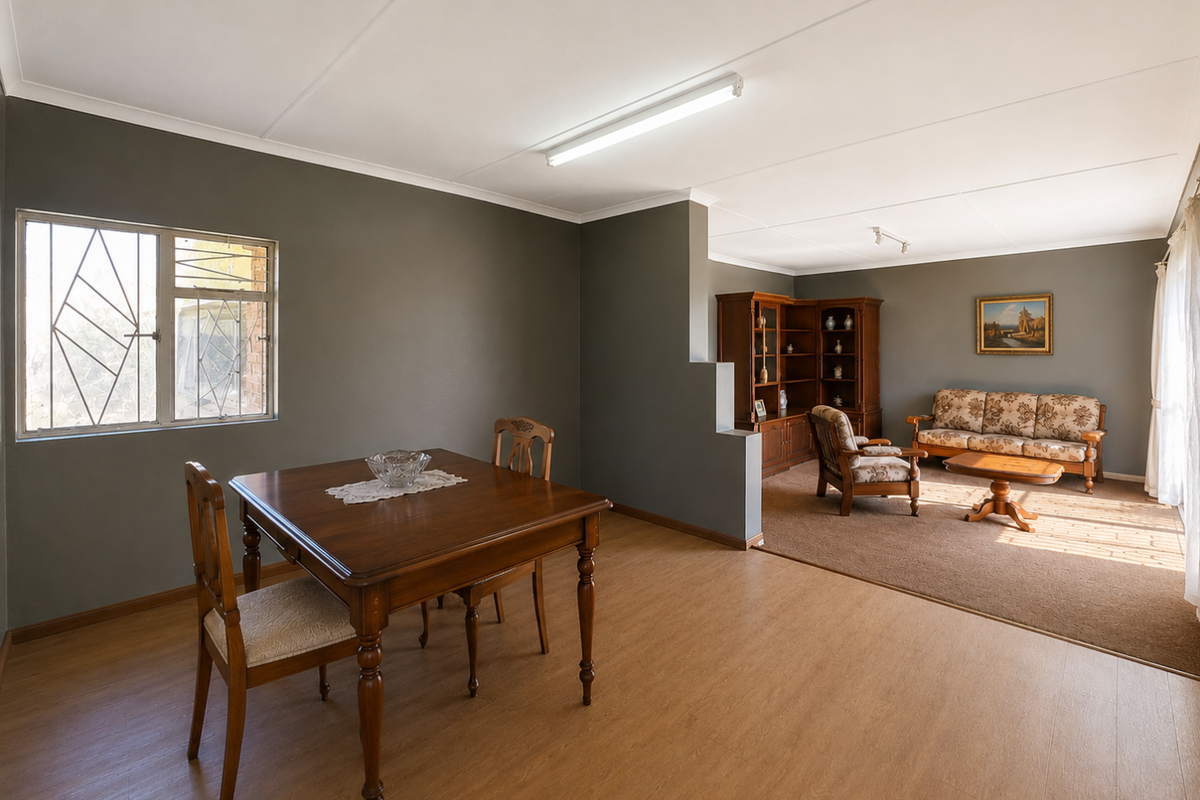 Fixer-Upper Gem: 4 Beds, Ensuite & Spacious Yard Awaits You! - Photo 2