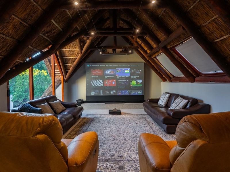 Luxury 5-Bedroom Home in Pearl Valley Golf Estate, Paarl - Photo 10