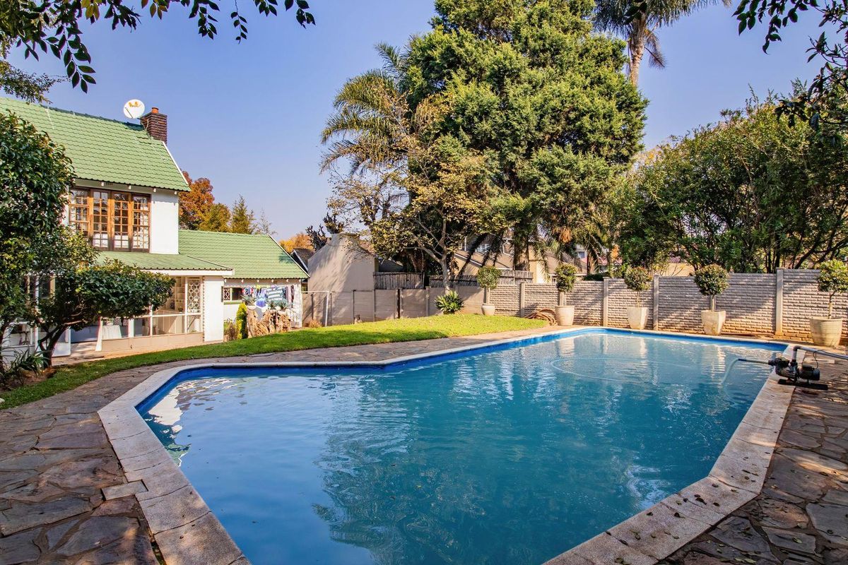 Where Family Comfort & Guest House Dreams Come Together - Photo 4