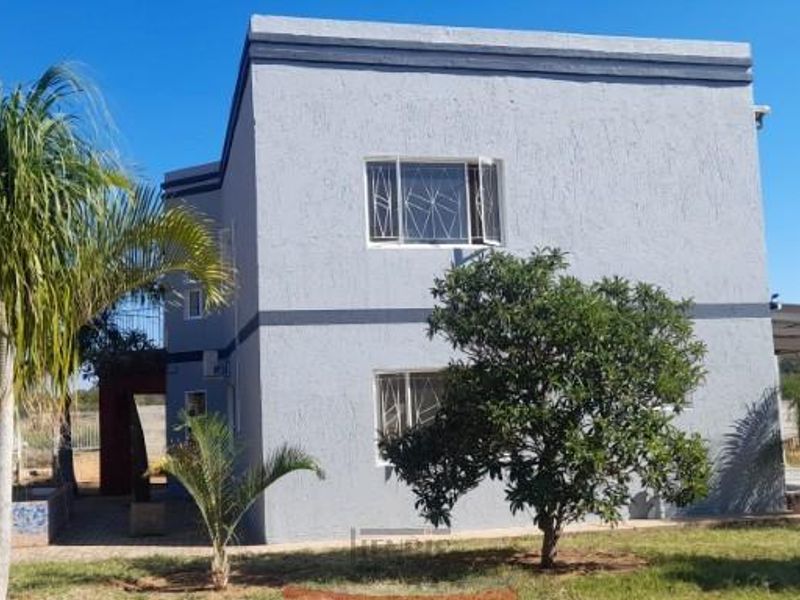 Double story House in Tsumeb for Sale - Photo 3