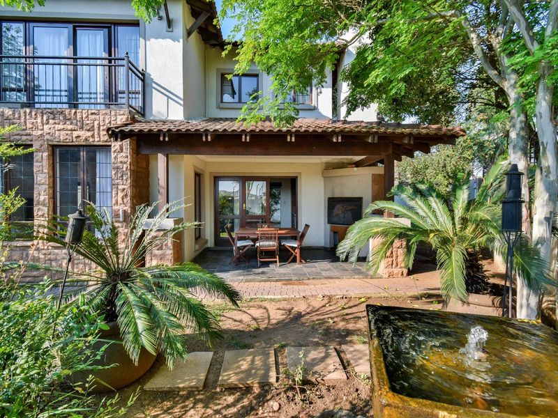 Immaculate Full-Title home in secuirity estate – Equestria - Photo 2