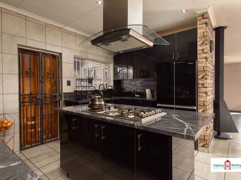 3 Bedroom family house For sale - Photo 8
