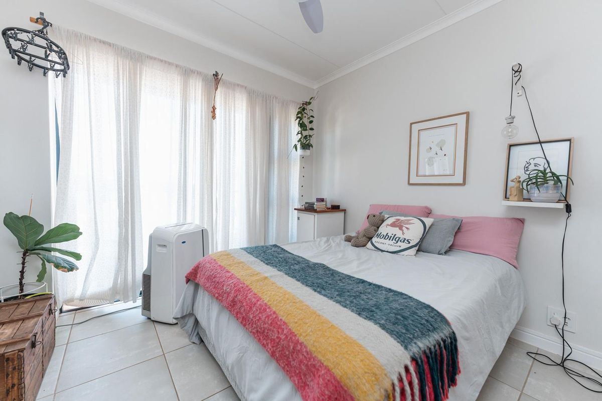 Modern 1 Bedroom Apartment in Ballito Central - Photo 4