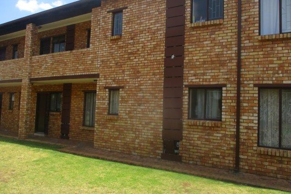 2 BEDROOM FLAT TO RENT IN THE ORCHARDS - Photo 3