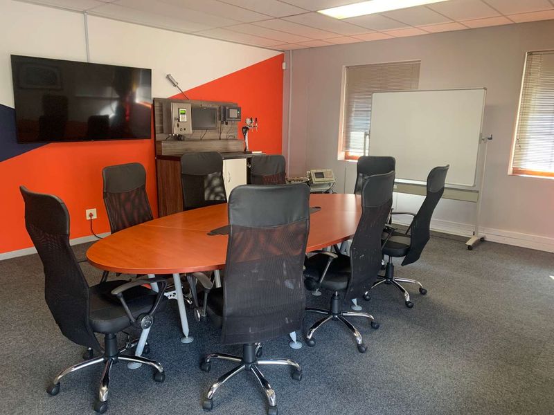 331m2 Office Space To Let | 43 Empire Road, Parktown - Photo 8