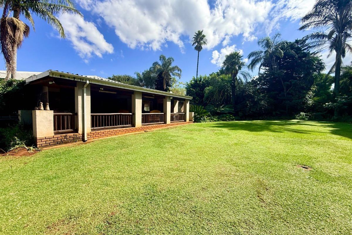 Large Beautiful 4 Bedroom house for sale in Vryheid - Photo 4