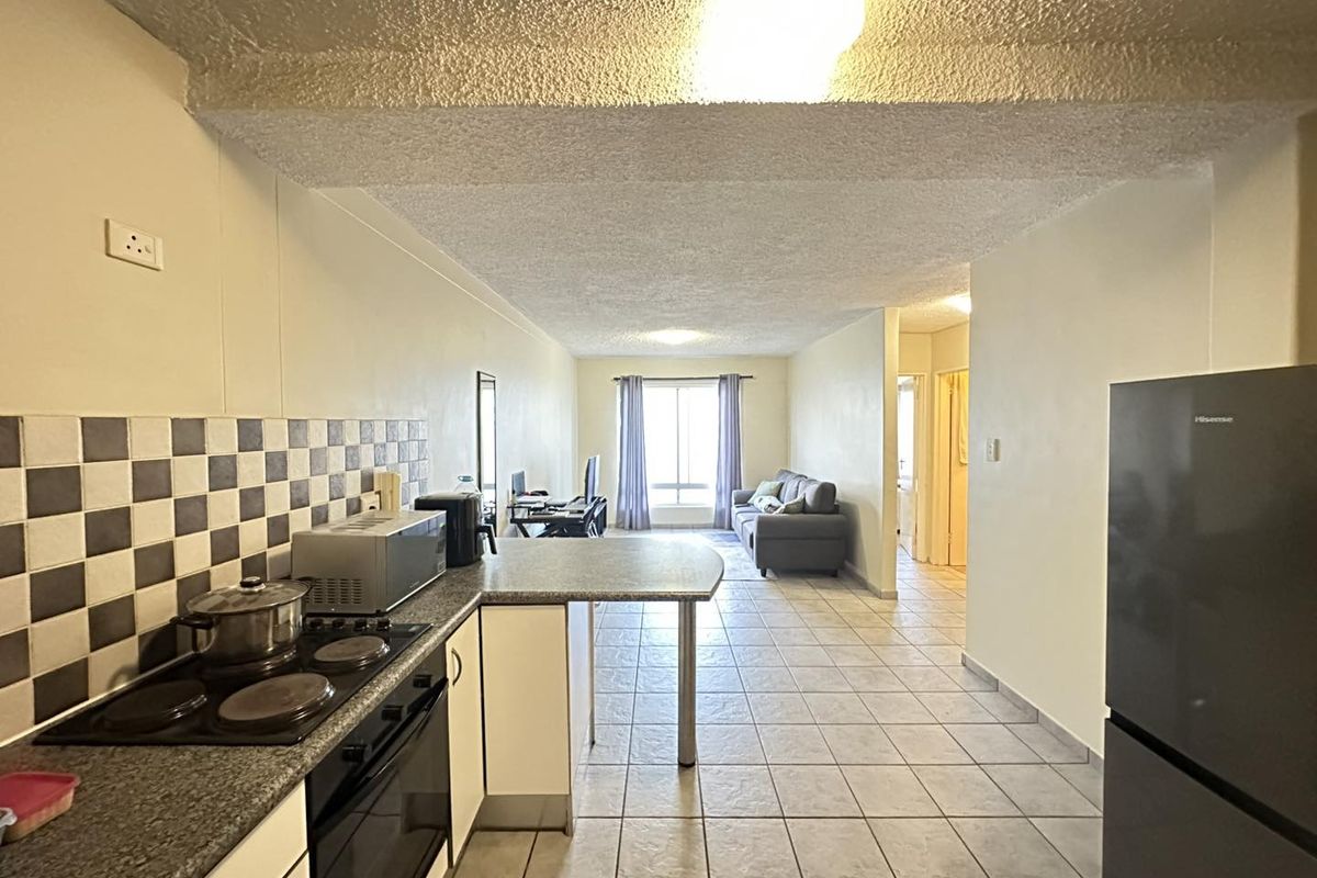 2 Bedroom Townhouse For Sale in Pioneers Park - Photo 2