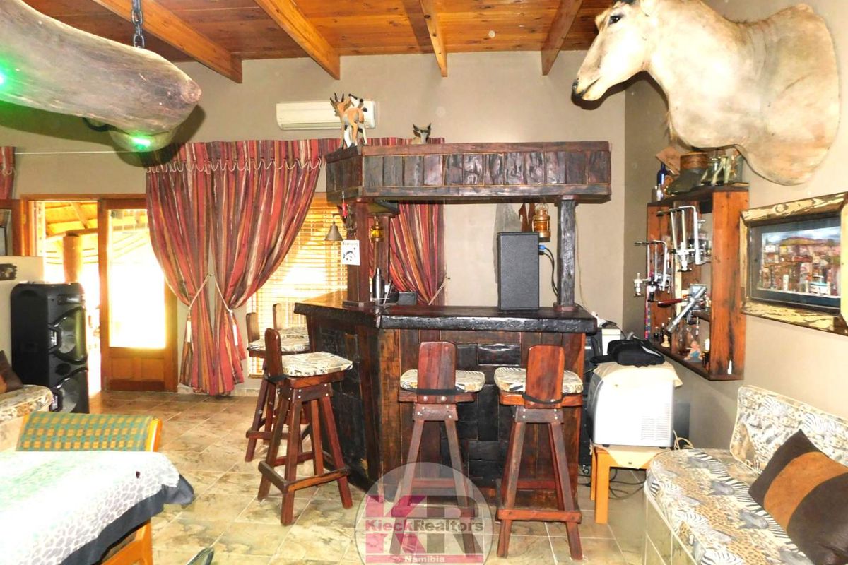 Large Family Home In A Great Location - Photo 3