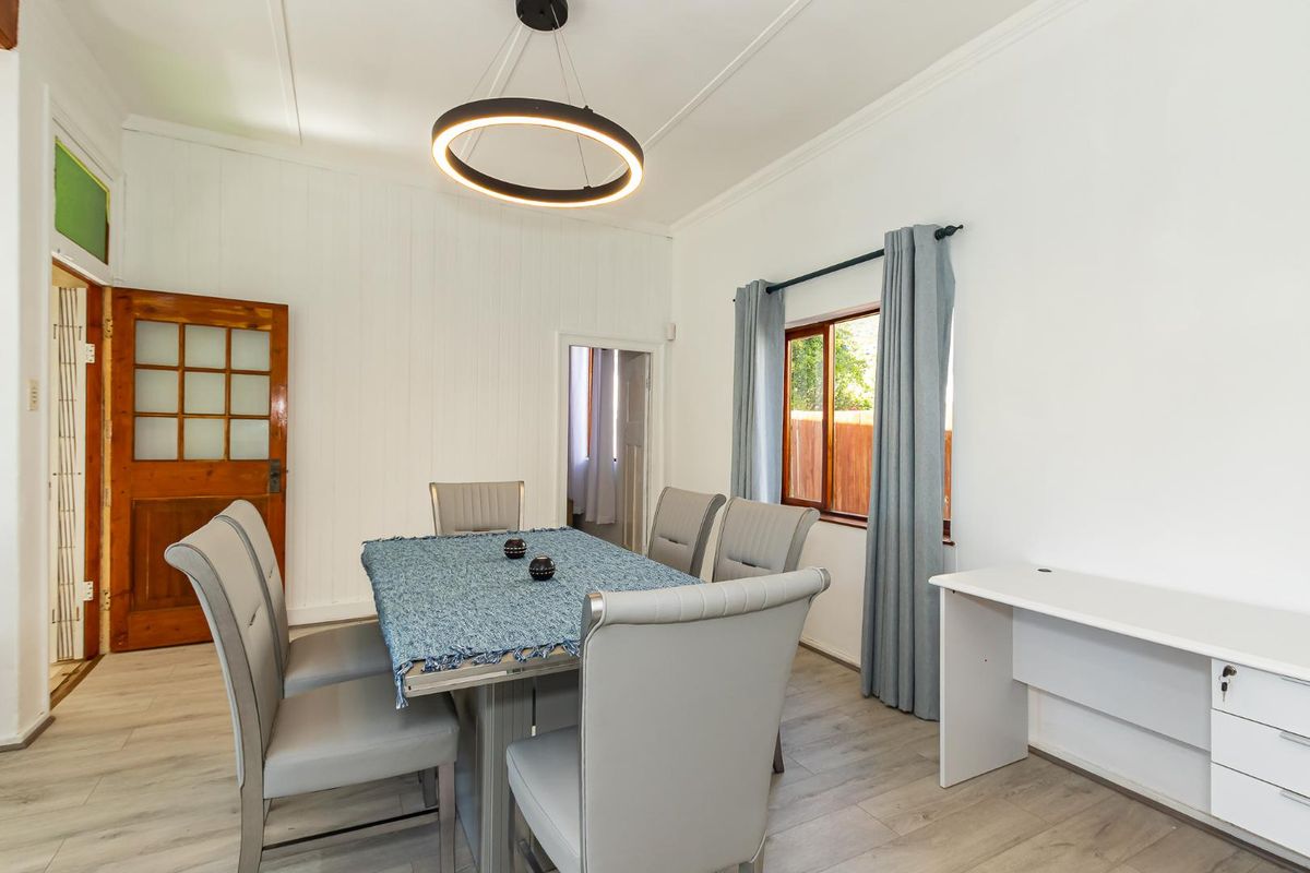 A Rare Gem in the Heart of Lakeside - Photo 4