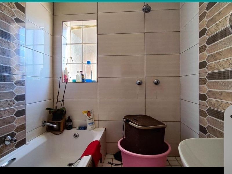 2 bedroom ground floor - Photo 6