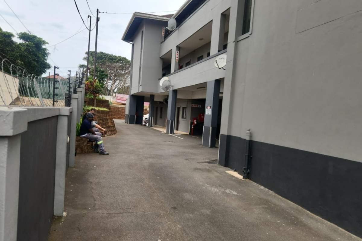 Apartment Building Durban North - Photo 3
