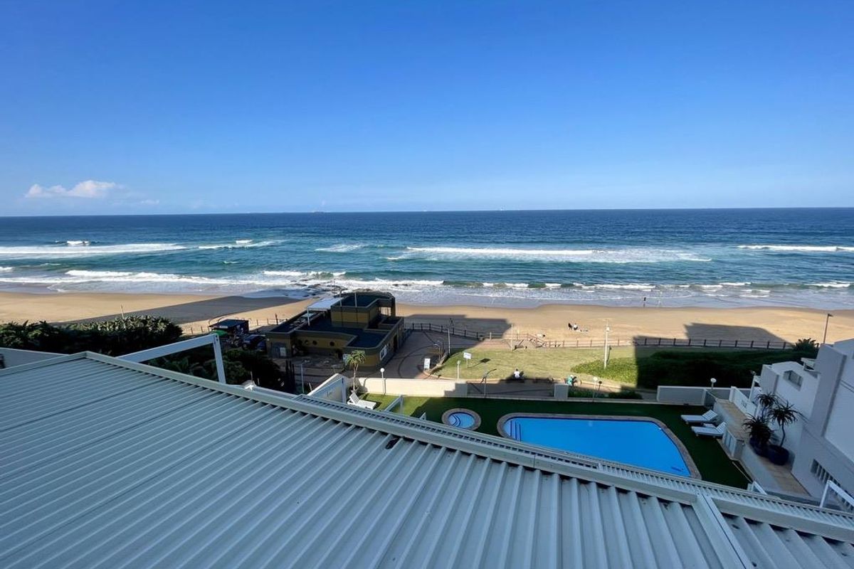 Hendra - Fully Furnished Beachfront Apartment with Stunning Sea Views - Photo 3