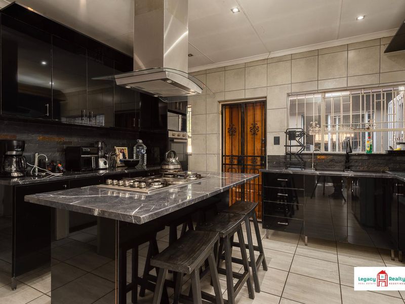 3 Bedroom family house For sale - Photo 2