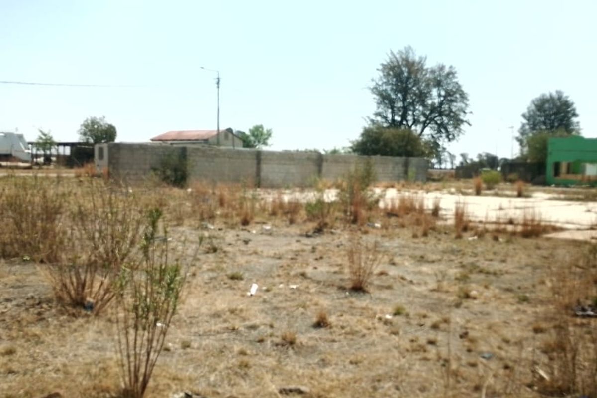 VERY LARGE VACANT LAND FOR SALE.OPTION OF ANOTHER ONE NEXT TO THIS ONE ALSO FOR SALE - Photo 2