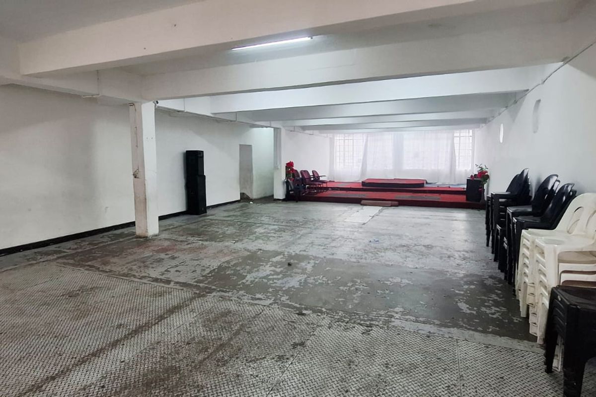 **Versatile Commercial Spaces Available for Workshops, Churches, Colleges, Creches** - Photo 5