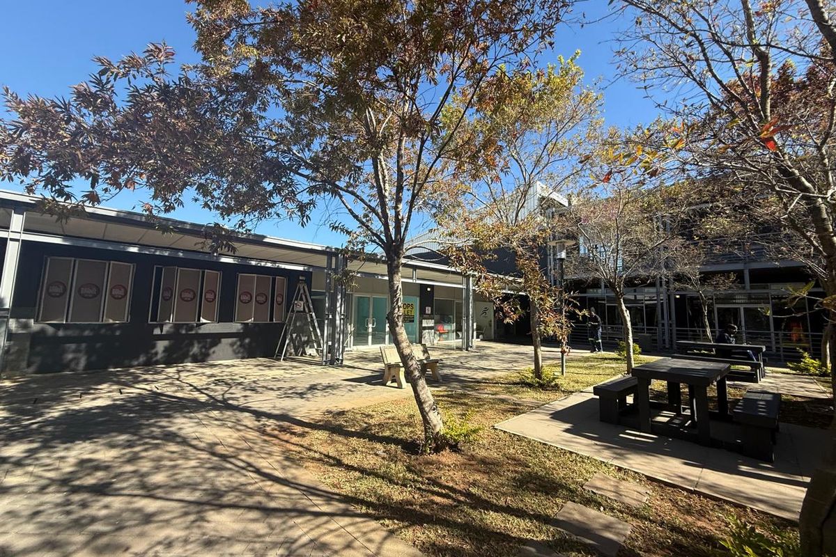 Retail Space to Let | Parkside Centre | 70m2 - Photo 4