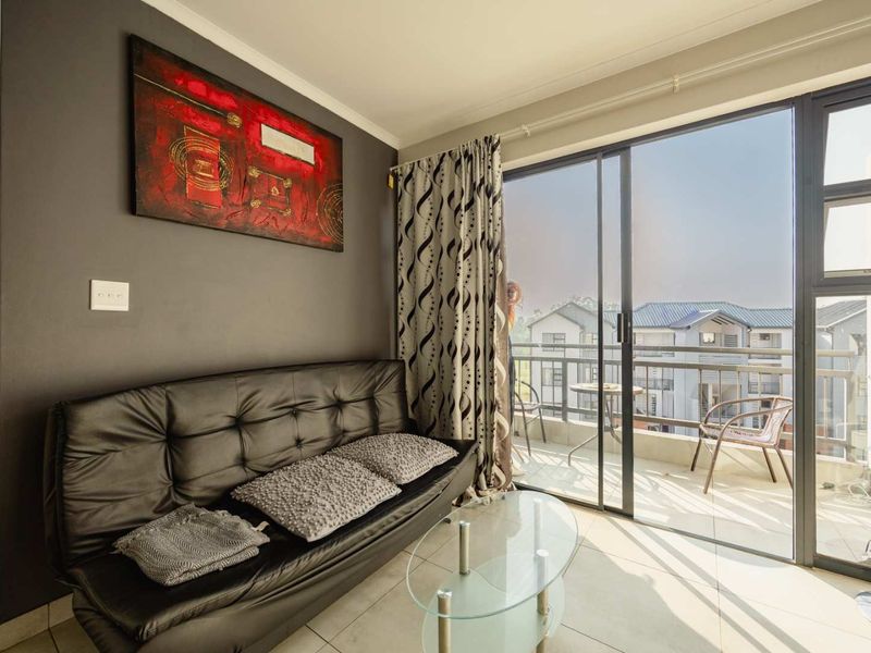 INVESTMENT OPPORTUNITY | MODERN 1-BEDROOM TOP-FLOOR APARTMENT IN SHERE - Photo 2