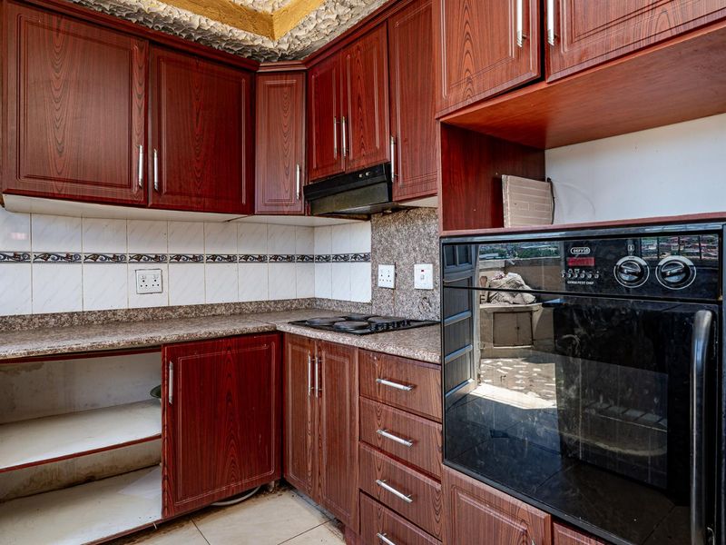 Beautiful 3-Bedroom Family Home for Sale - Photo 9