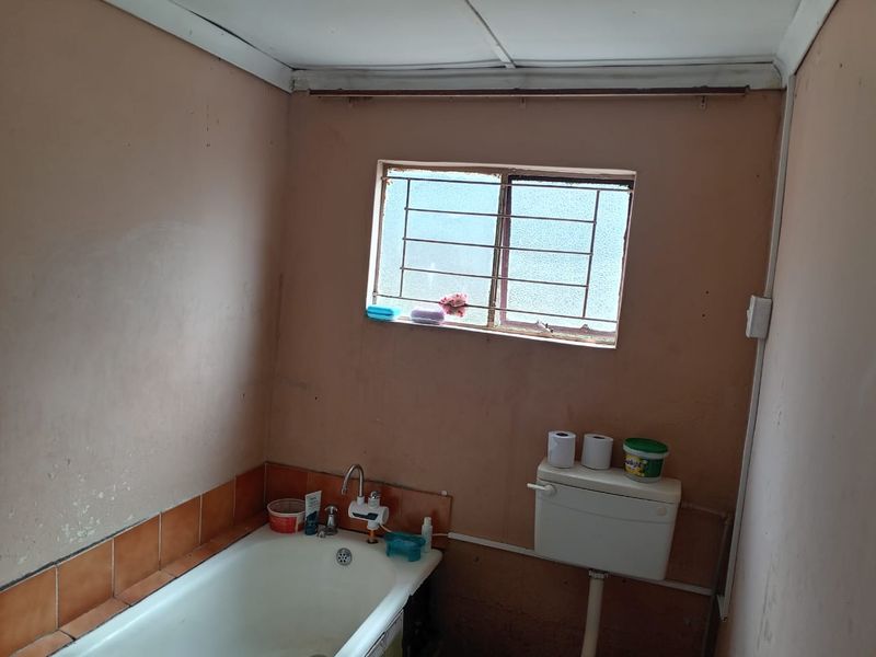 Convenient 3-Bedroom Home for Sale – Lotusville, Northdale - Photo 9