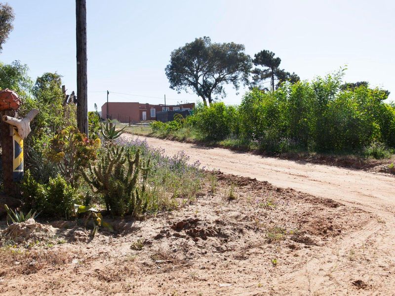 Large Plot in the best part of Chatsworth - R350 000 - Photo 7