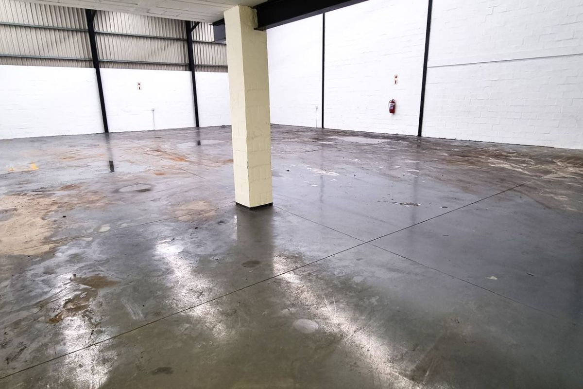 Double Volume Warehouse in Capricorn Business Park - Photo 5